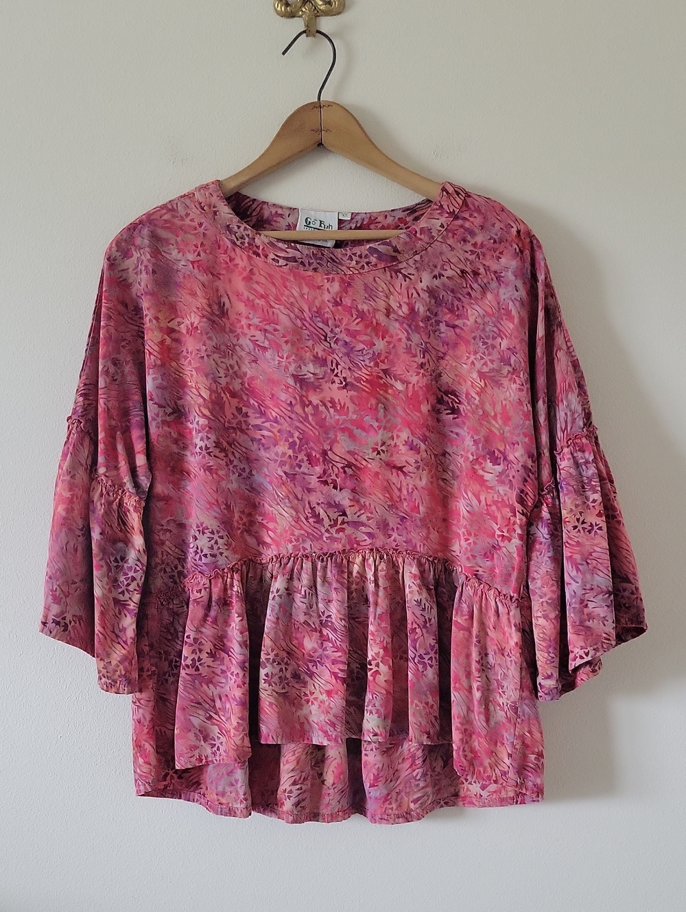 Go Fish Pink Purple Ruffle Peplum Bell Sleeve Blouse Size XS